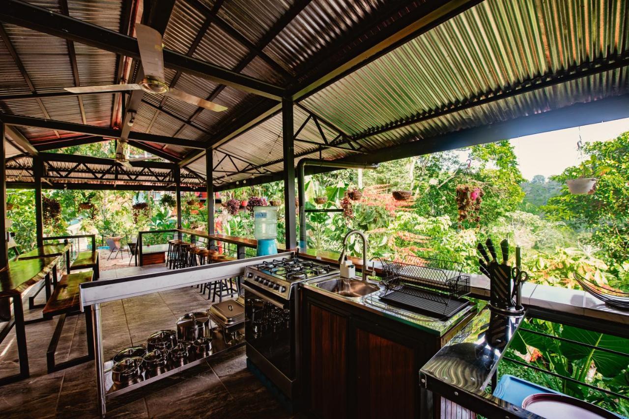 Selva Madre Eco-Sanctuary Aparthotel Cahuita Exterior photo